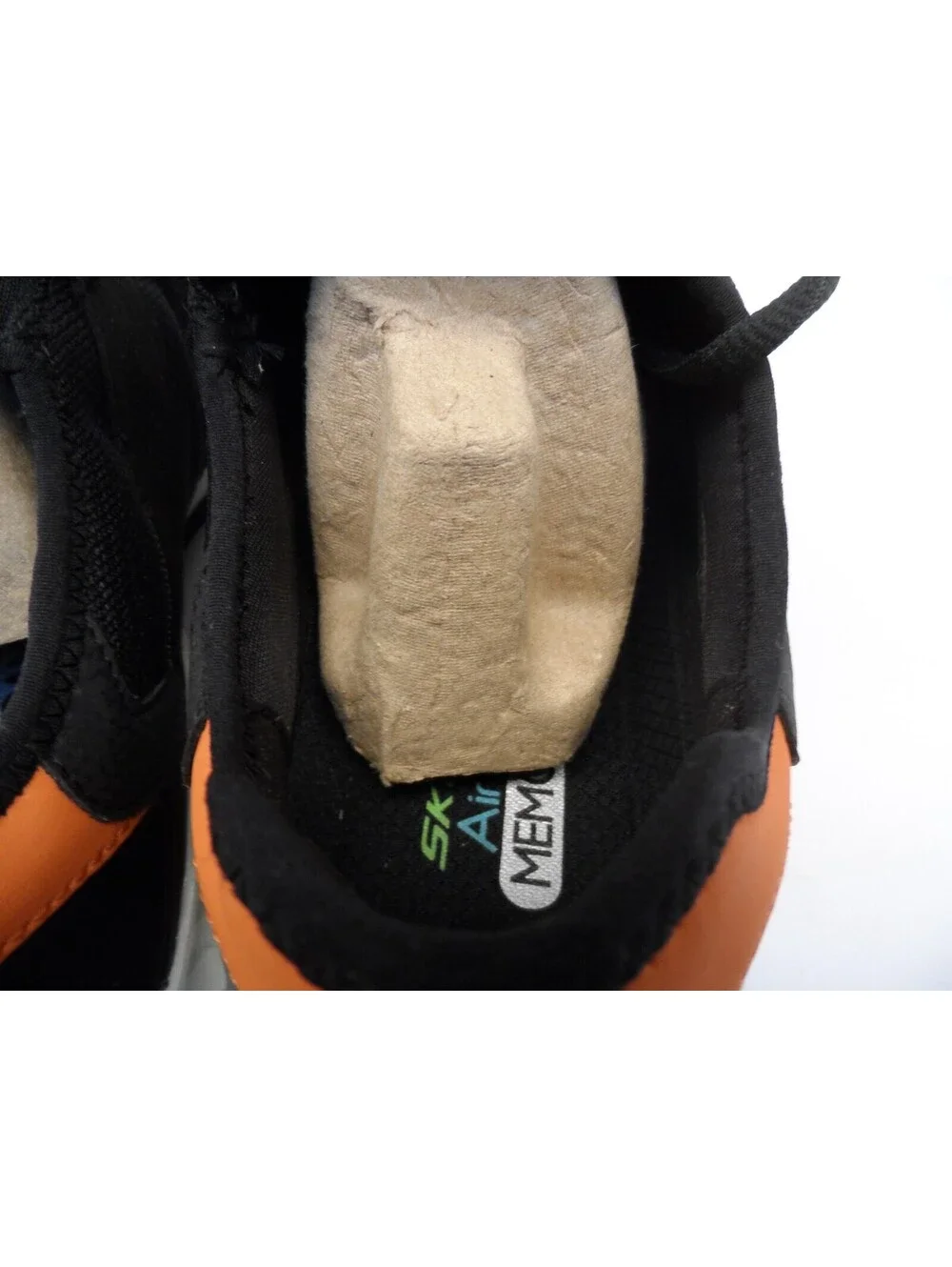 Skechers new without
